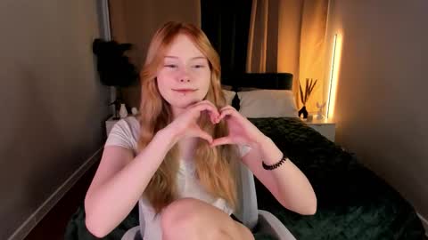 Snapshot of julia_anis chatting on February 7, 1:09 am Julia online show from February 7, 1:09 am