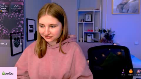 Julia  online show from January 5, 10:32 am