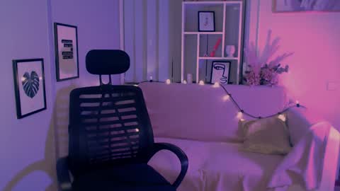 Julia  online show from January 10, 11:29 pm