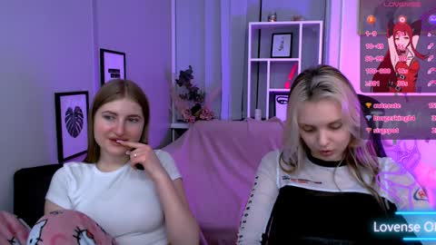 Julia  online show from January 29, 5:24 pm