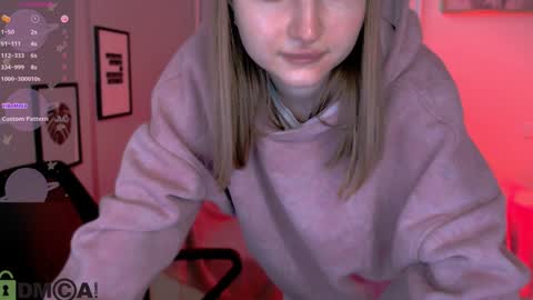 Julia  online show from February 1, 8:26 pm