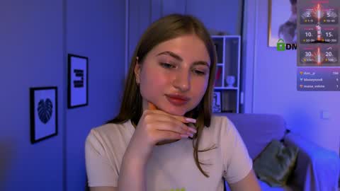 Julia  online show from February 6, 12:22 am