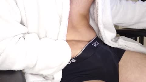 julia_official online show from September 25, 9:18 pm