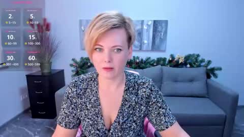 Snapshot of julia_wilsons chatting on January 5, 12:53 pm Julia online show from January 5, 12:53 pm
