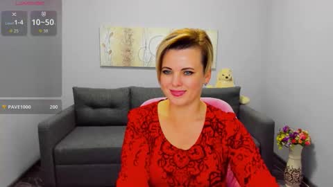 Snapshot of julia_wilsons chatting on November 8, 1:55 pm Julia online show from November 8, 1:55 pm