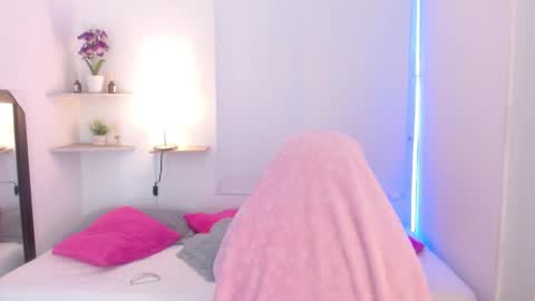 Julia online show from September 17, 12:18 pm