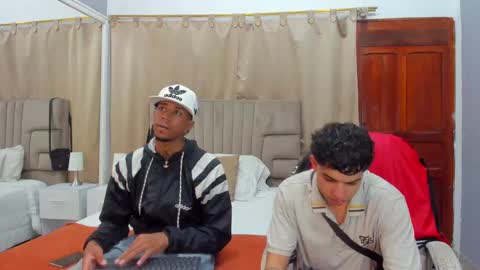 julian billy online show from January 3, 11:46 am