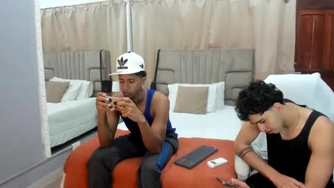 julian billy online show from January 4, 5:26 pm