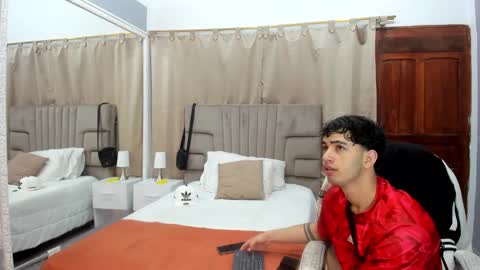 julian billy online show from January 5, 11:37 am