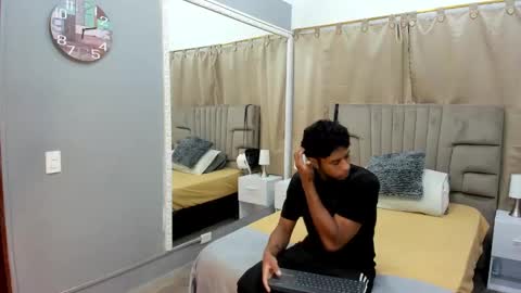 julian billy online show from January 15, 11:32 am