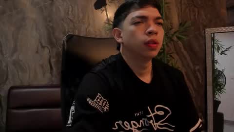 JULIAN  online show from March 13, 11:17 am