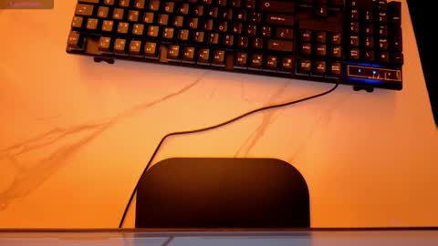 Online 2200 to 600 online show from November 25, 2:44 am