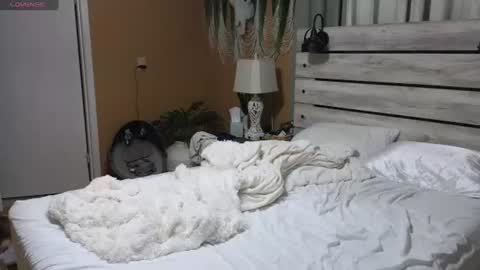 Texas Mamasita online show from July 8, 4:00 pm