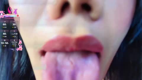 Snapshot of juliane_swee1 chatting on October 2, 12:06 am juliane_swee1 online show from October 2, 12:06 am