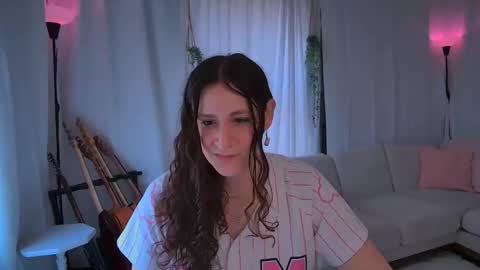 Snapshot of julianmichaelsvip chatting on June 9, 3:45 pm julianmichaelsvip online show from June 9, 3:45 pm