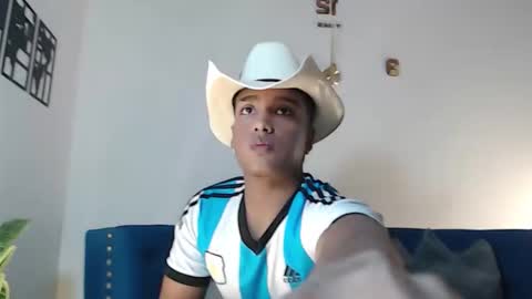 Juliann online show from October 15, 3:23 pm