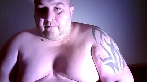 Juliano online show from December 7, 7:21 pm