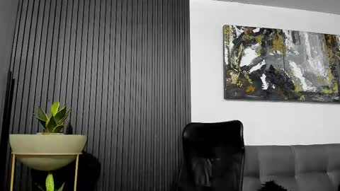 Snapshot of juliansexxx16 chatting on January 7, 12:18 pm Julian online show from January 7, 12:18 pm