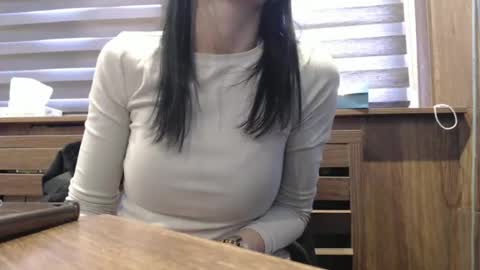 Snapshot of juliarhode chatting on March 2, 6:58 am Andreea online show from March 2, 6:58 am