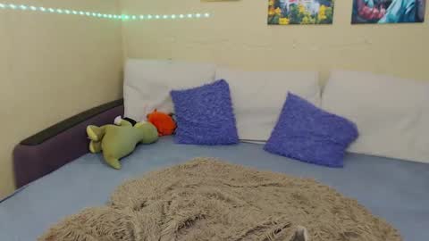 Jul online show from January 22, 6:20 pm