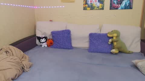 Jul online show from January 27, 3:07 pm