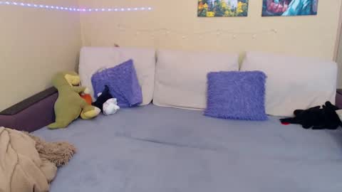 Jul online show from February 12, 9:42 am