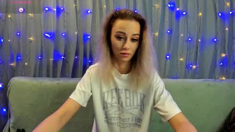 Yulya online show from December 18, 3:01 am