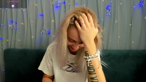 Yulya online show from April 21, 3:02 am