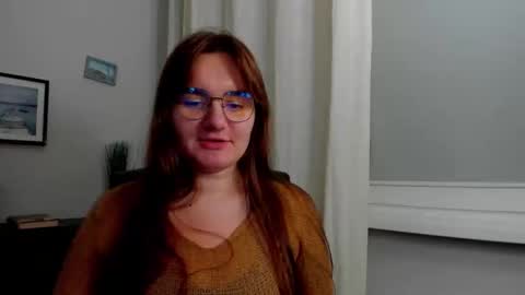 Julie online show from November 26, 5:36 pm