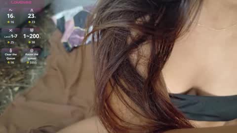 Snapshot of julie_vixen chatting on November 12, 11:47 pm julie_vixen online show from November 12, 11:47 pm