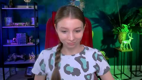 juliedaniel online show from May 27, 4:20 am