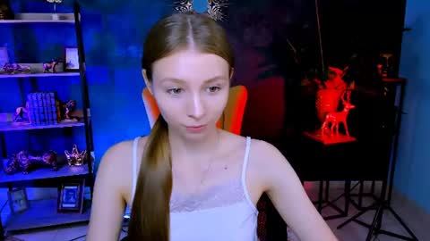 juliedaniel online show from July 6, 4:09 am