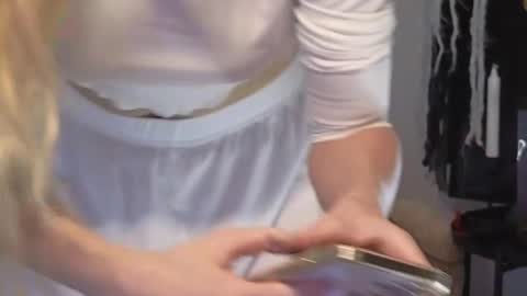 Snapshot of juliejuliette chatting on October 25, 11:51 am Julia online show from October 25, 11:51 am