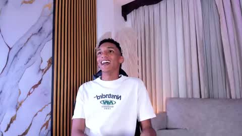 Julien online show from February 16, 12:01 pm