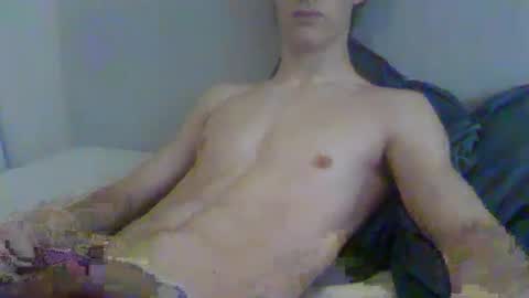 Julienl2l online show from March 31, 4:40 pm