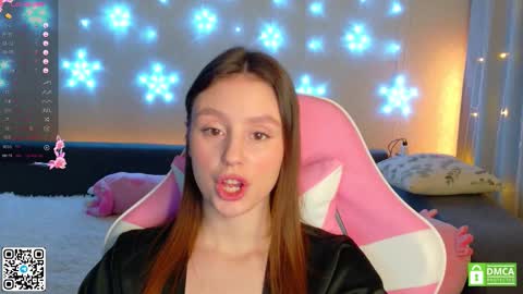 julieqt online show from January 15, 5:12 am