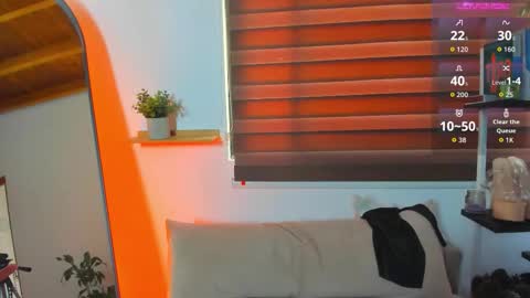 Juli online show from November 1, 3:03 pm