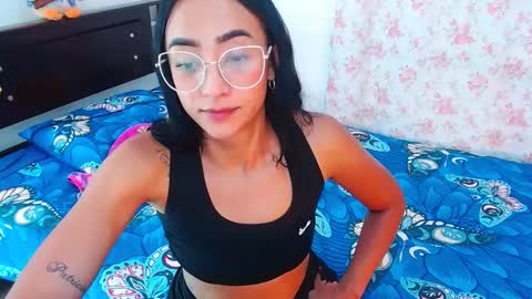 julieta art1 online show from December 5, 11:29 pm