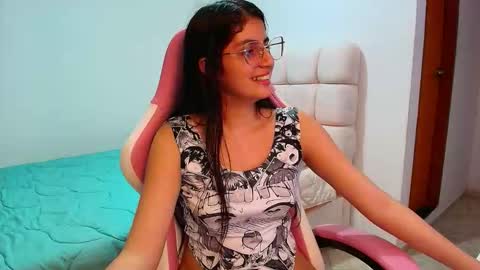 julieta_rose19 online show from November 15, 3:48 am