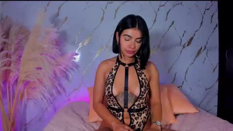 Julieth Gomez online show from November 16, 5:57 am