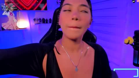 Julieta  online show from November 15, 8:00 am