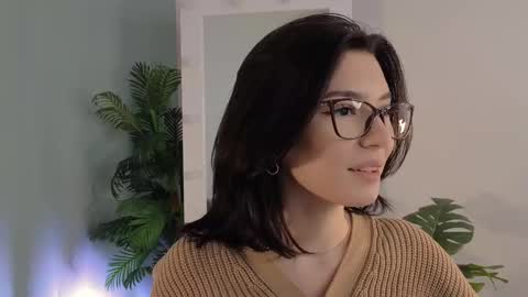 Julieta or Jully online show from October 12, 7:24 pm