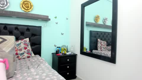 julieth_allen online show from November 15, 10:59 pm