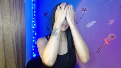 Michelle Smith  online show from November 17, 4:51 am