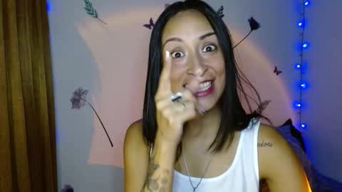 Michelle Smith  online show from January 14, 8:20 am