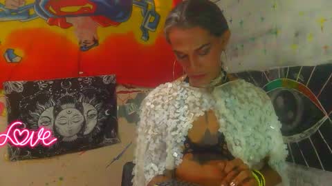 Julieth Wolf online show from October 18, 8:09 pm