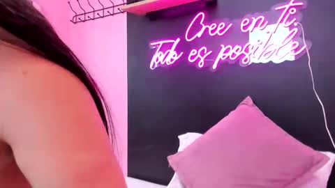   online show from November 30, 1:37 pm