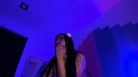 Snapshot of juliethcruz chatting on July 13, 7:49 pm online show from July 13, 7:49 pm
