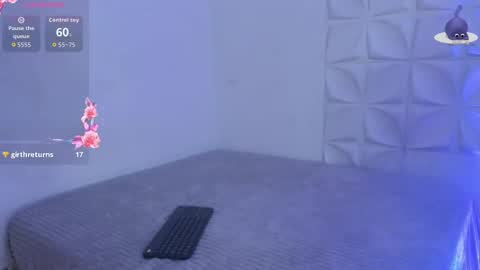 Julieth online show from November 4, 8:52 pm