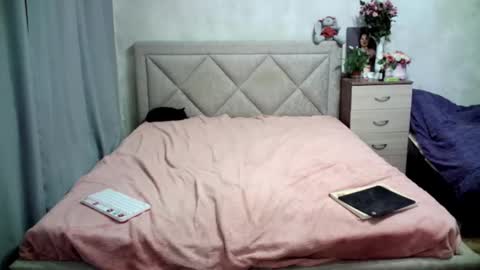 Julietkitty online show from December 9, 7:39 am